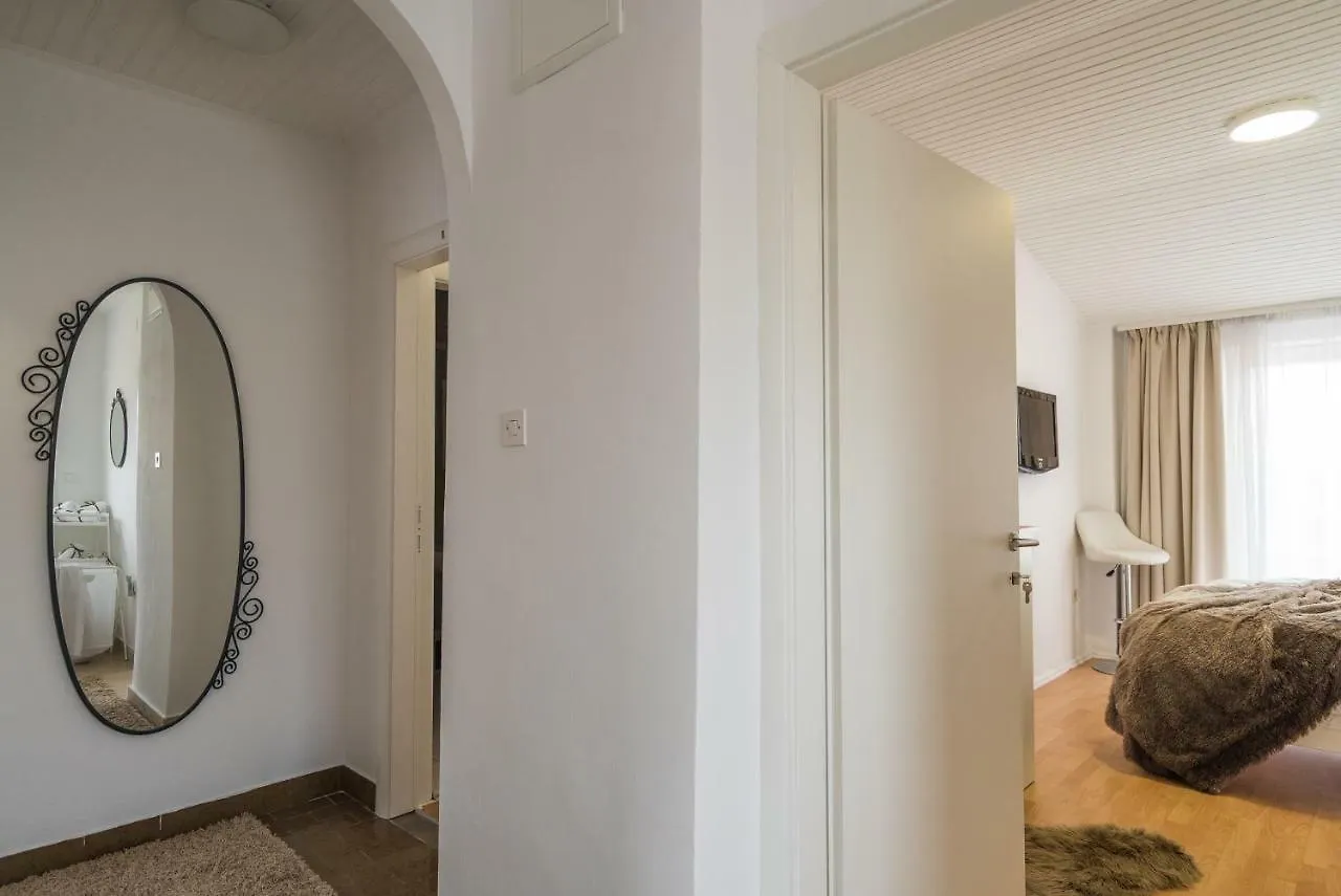 Guest House Lana Split