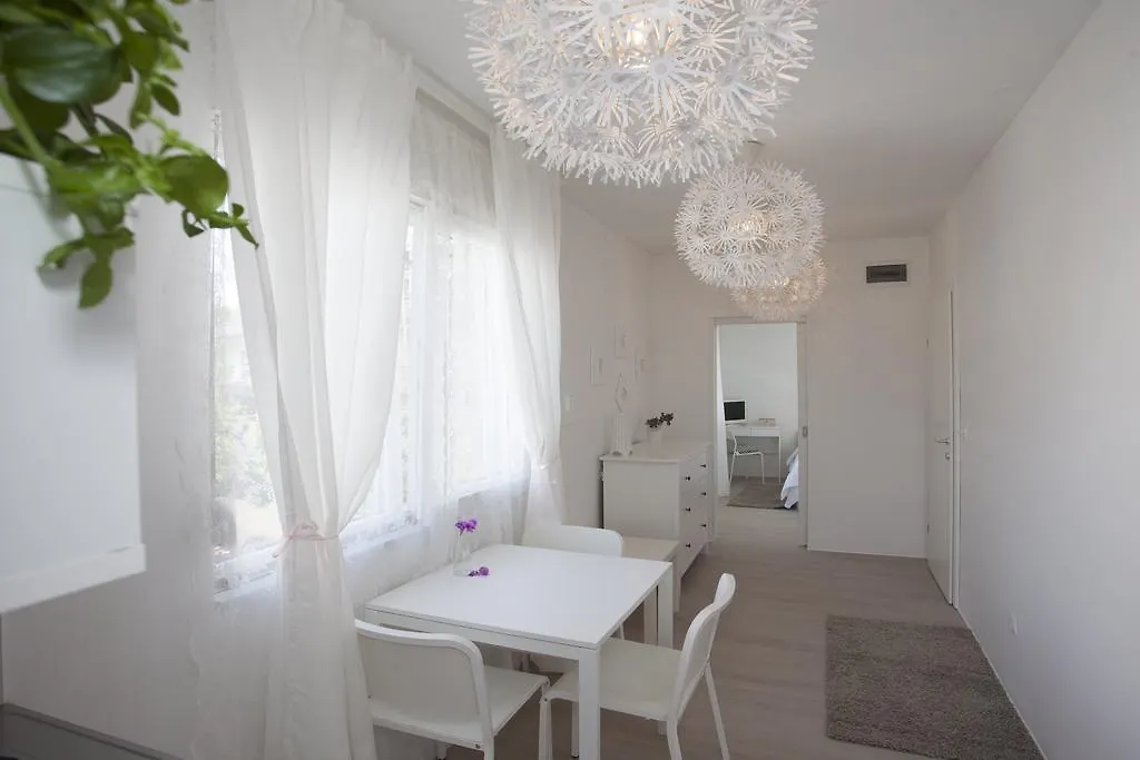Guest house Lana Split