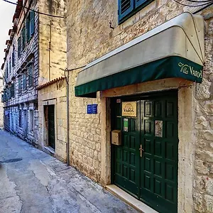 Varos Casa de hóspedes